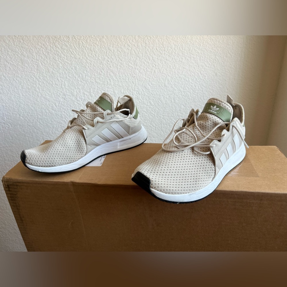 Adidas Sneakers size 9